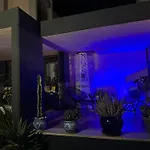 Flat With Jacuzzi - Casa Pia Διαμέρισμα